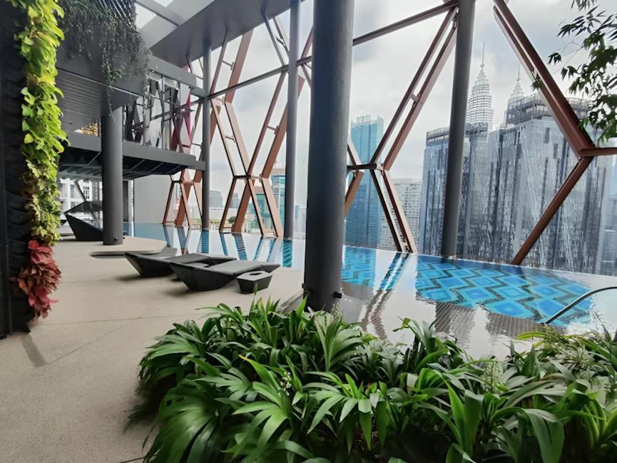 Apartment Scarletz Klcc By Deko Kuala Lumpur
